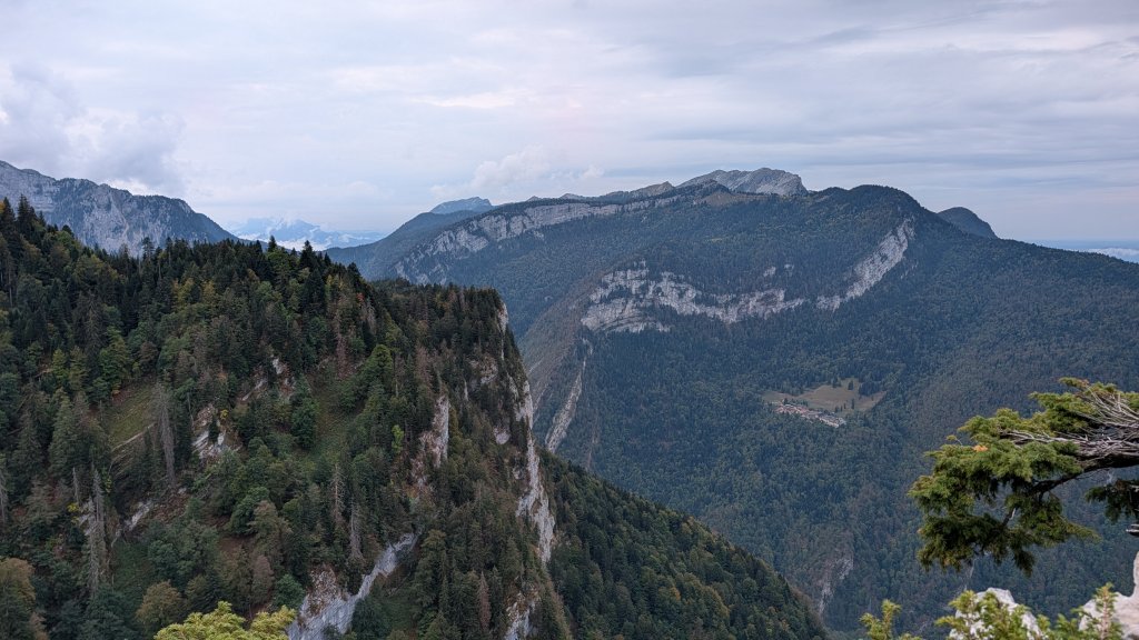 Vue depuis le Belvédère d'Arpison
